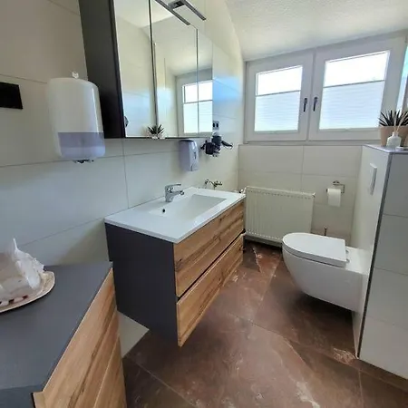 Дом отдыха Exklusive Dorfpension Mit Pool Und Sauna *